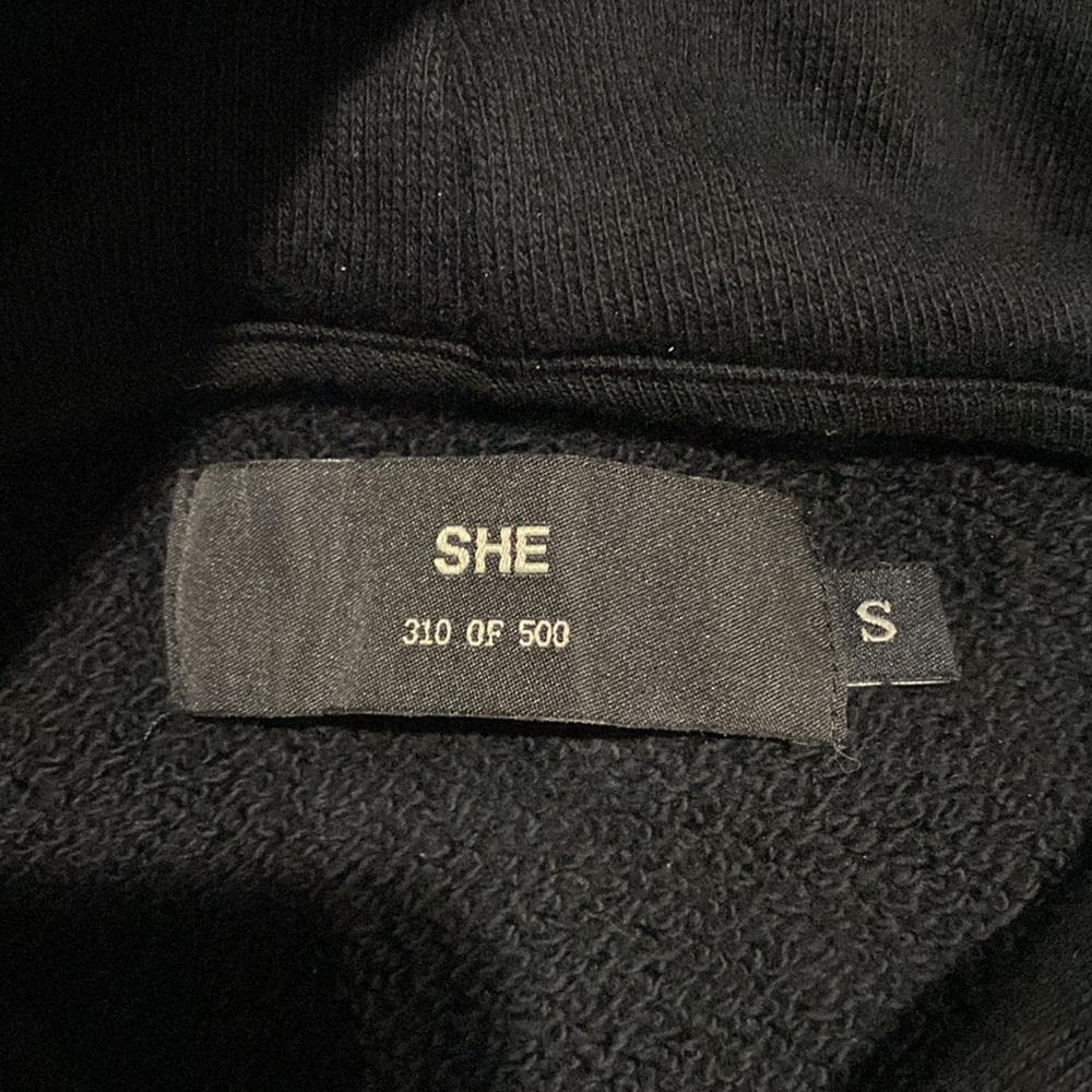 Darc Sport Cropped Black Hoodie Small - Picture 3 of 4